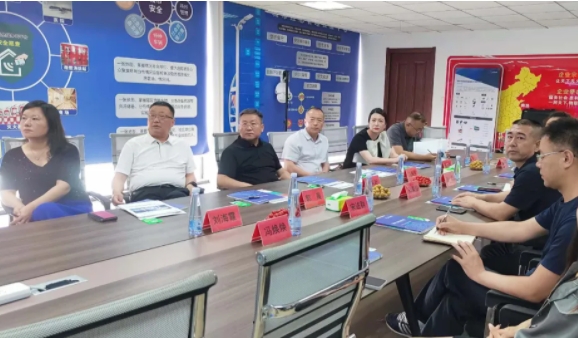 新疆烏魯木齊市水磨溝區區委書記一行蒞臨峻海調研